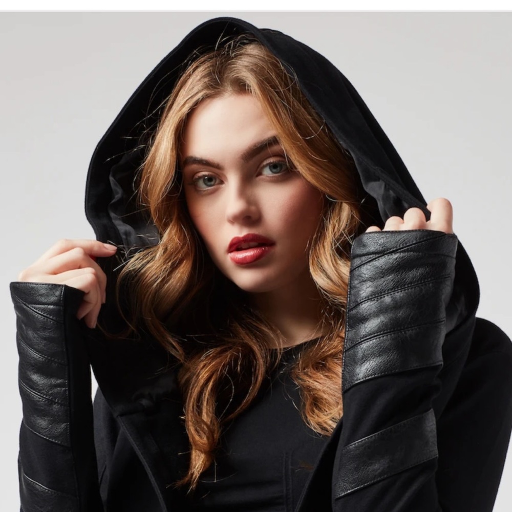 Blanc Noir MAITRI TRAVELER JACKET S